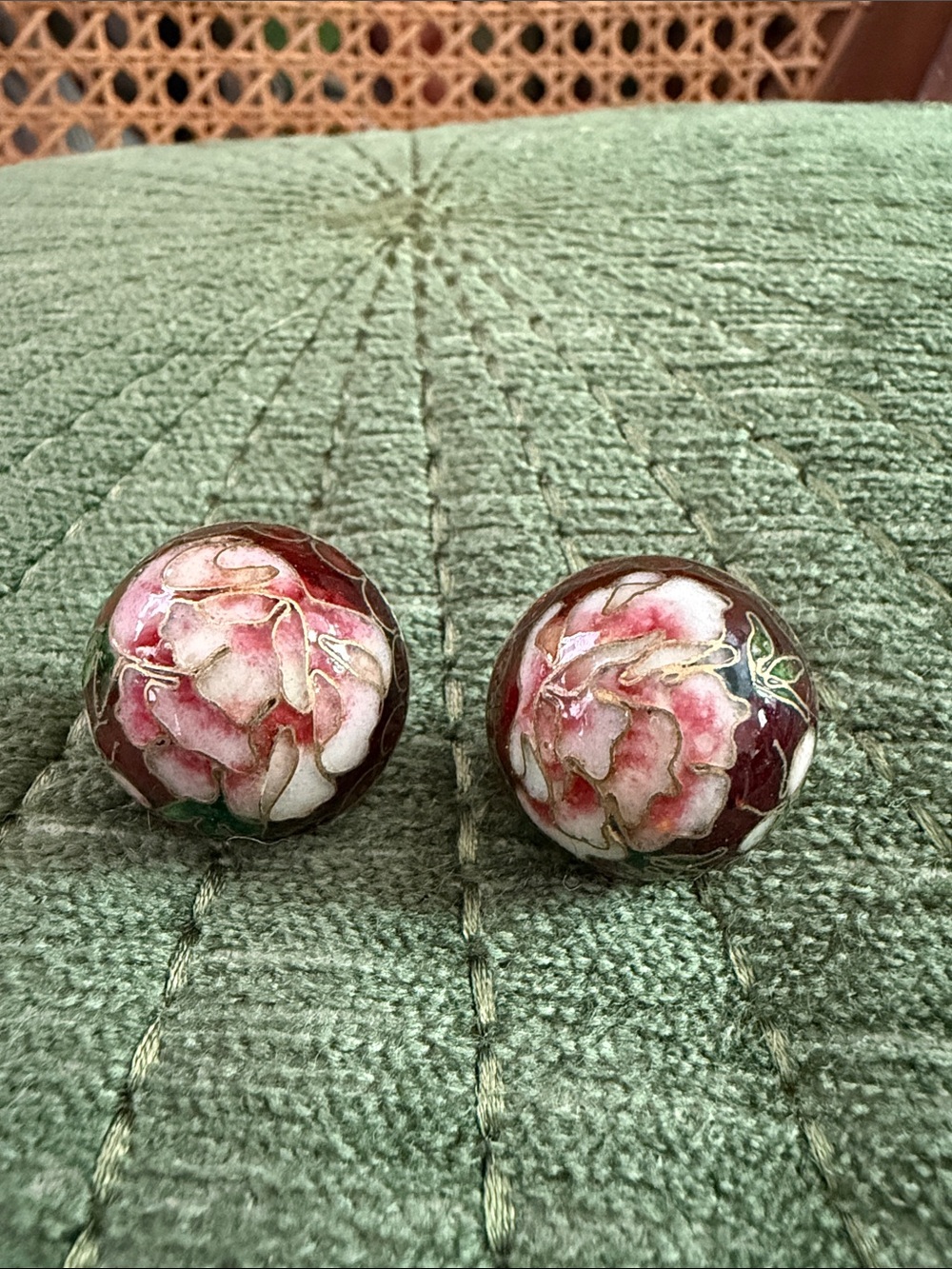 Vintage 80s Earth Tone Floral Boho Hippie Cloisonne Pierced Stud Earrings